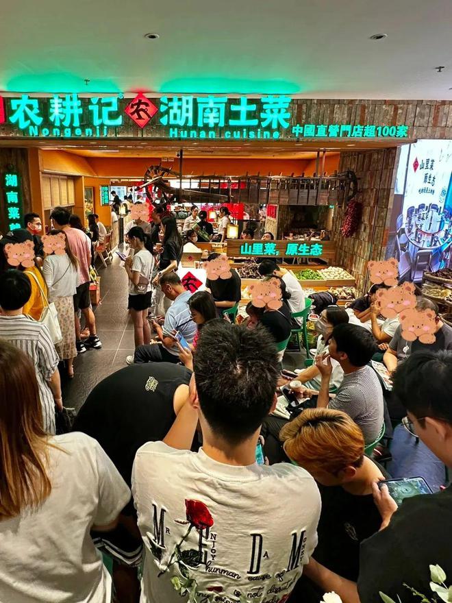 三亿体育：内地餐饮扎堆进军港澳茶饮咖啡为主力军(图8)